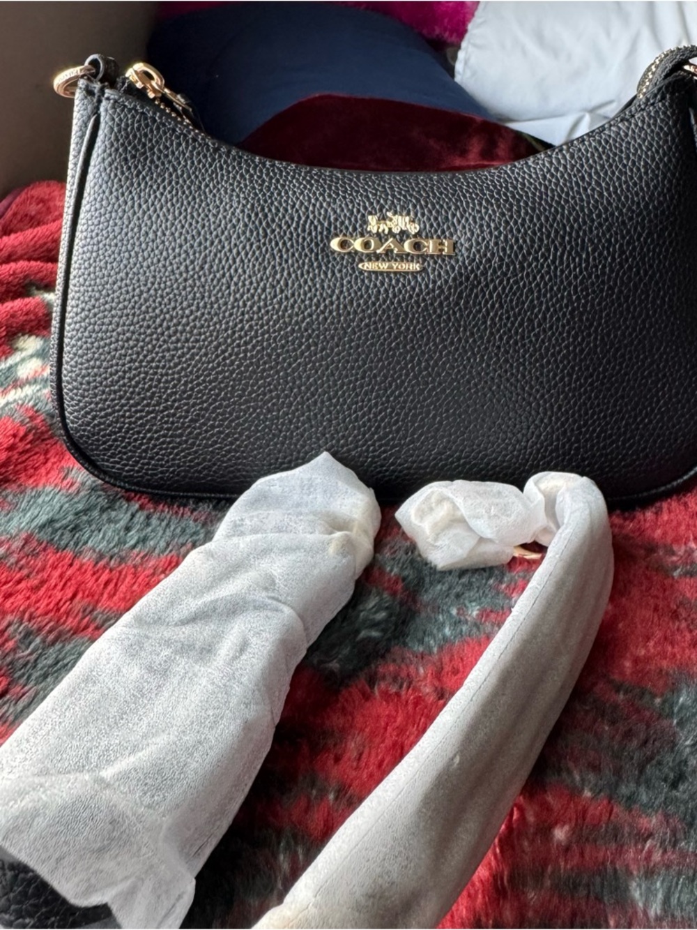 Coach Teri Shoulder Bag In Black - Picture 6 of 8